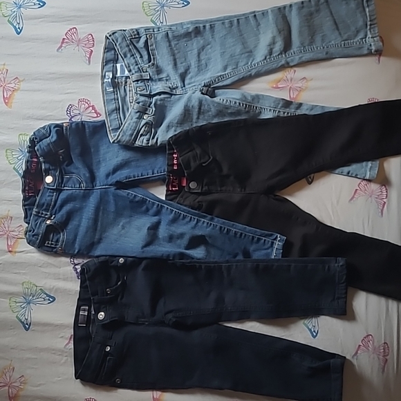 4 pairs 3T Girls Jeans assorted colors - Picture 1 of 5
